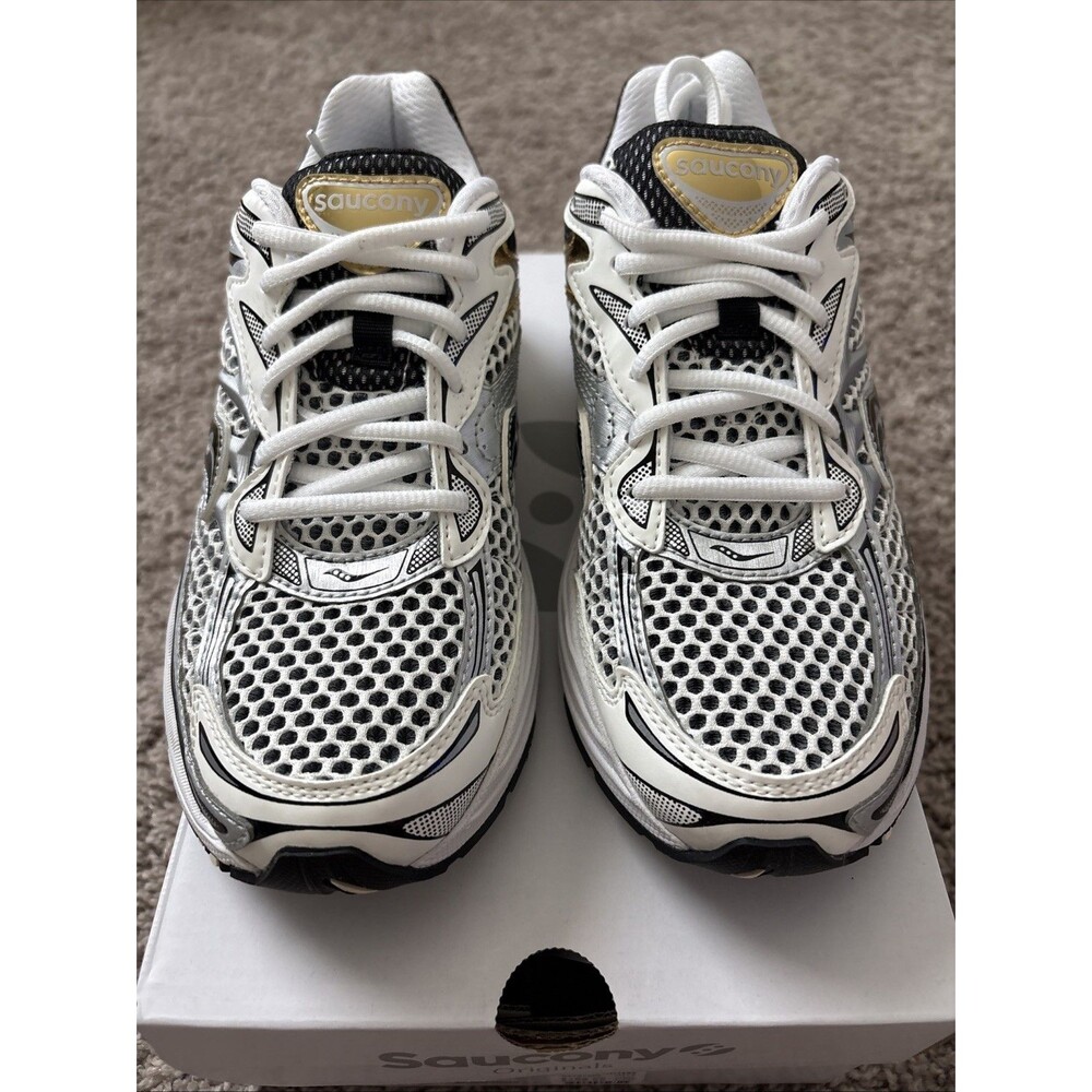 Saucony OG ProGrid Omni 9 Silver Gold Men's Sizes 5.5 Women Size 7 New S70739-9
